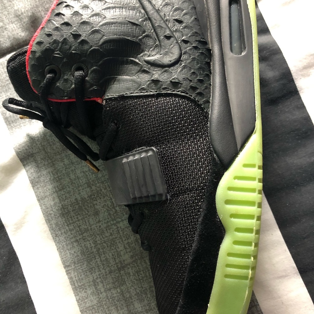 Yeezy - Picture 4 of 4